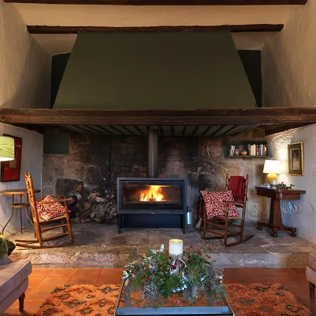 Santuario Virgen De La Fuente *