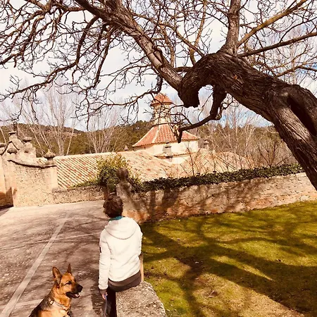 Santuario Virgen De La Fuente מלון