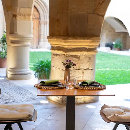 Santuario Virgen De La Fuente מלון *