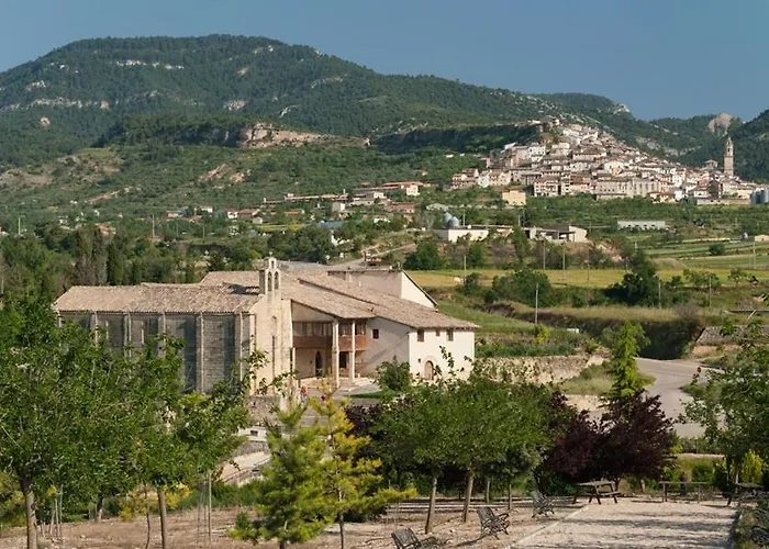 Santuario Virgen De La Fuente Отель Пеньярроия-де-Таставинс